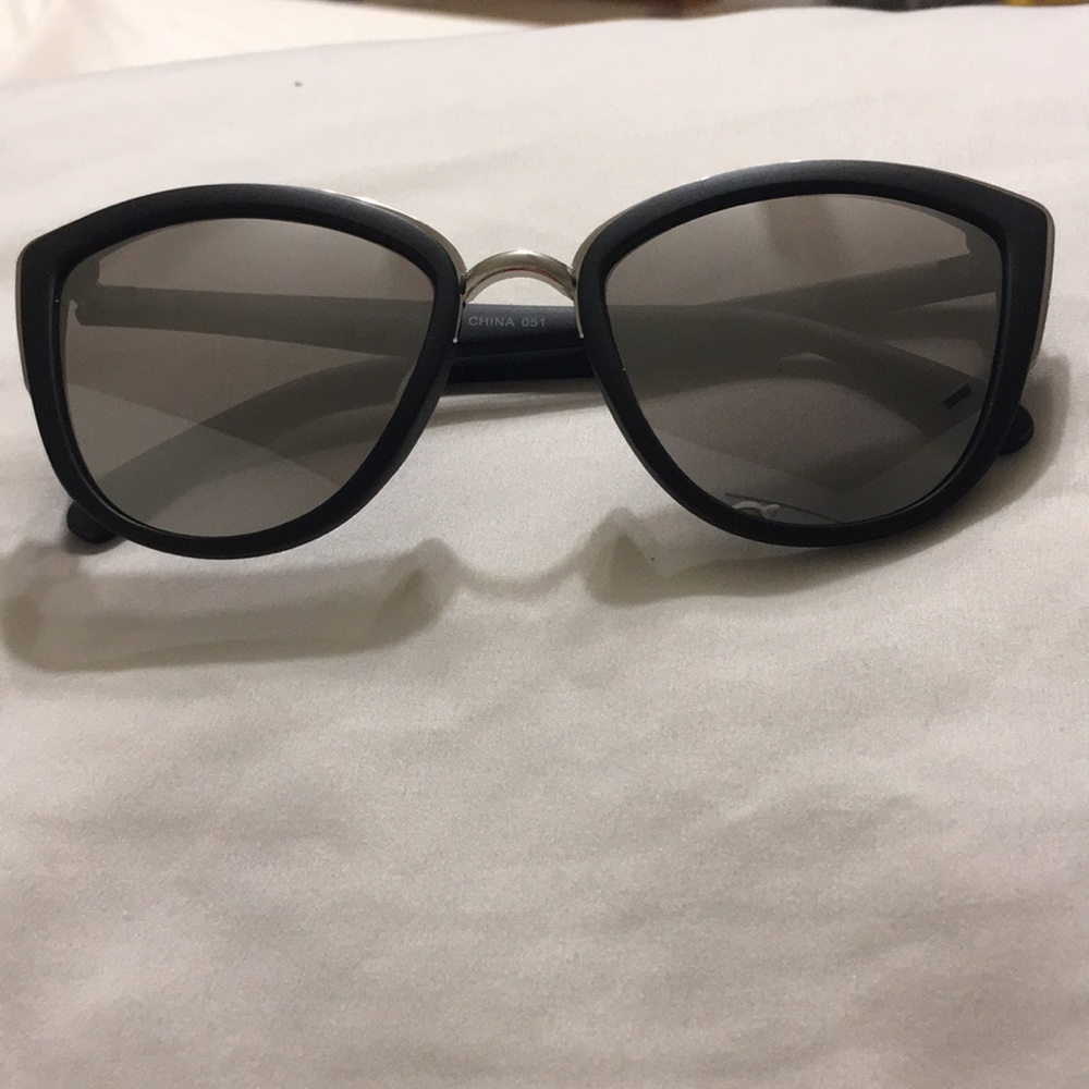 Cat eye sunglasses ☀️☀️